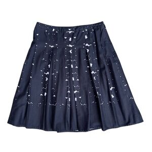 ETCETERA BLACK AND WHITE PLEATED SKIRT, SIZE 4